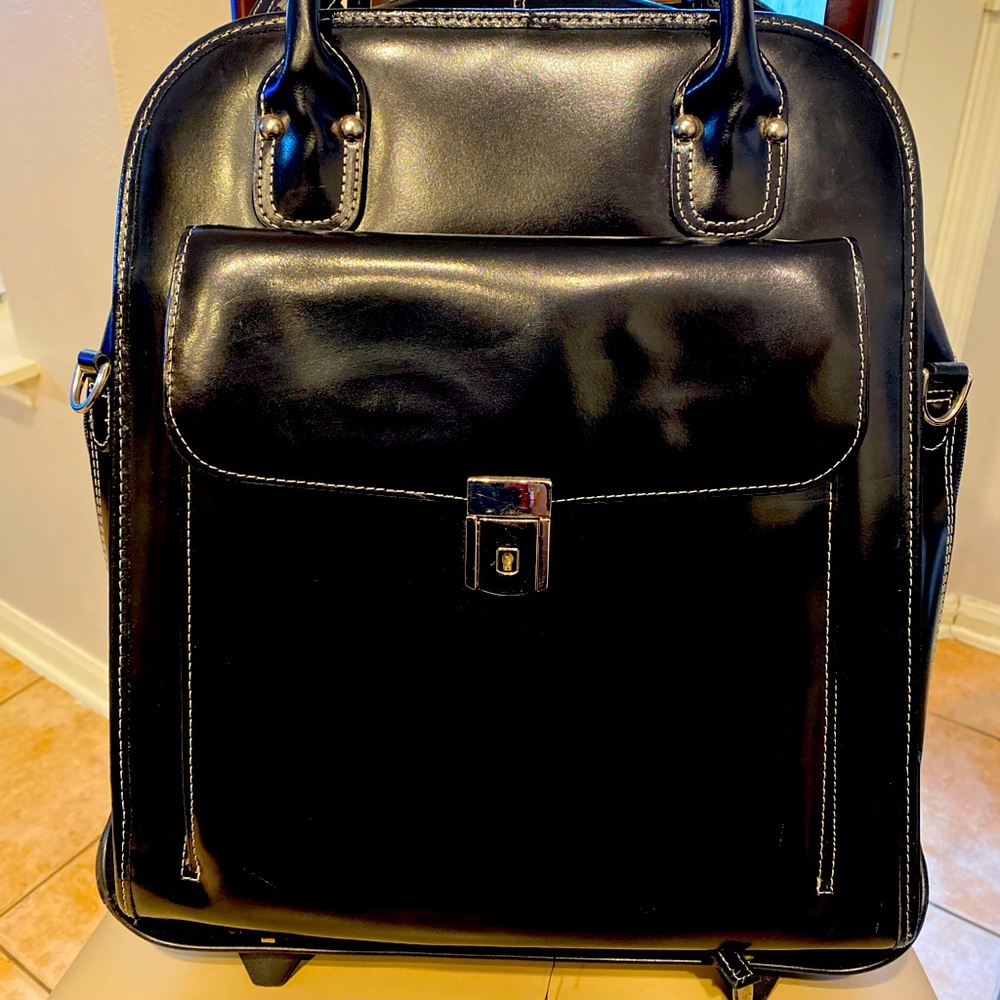 LA GRANGE | 15” Leather Vertical Detachable-Wheeled Laptop Case - McKlein